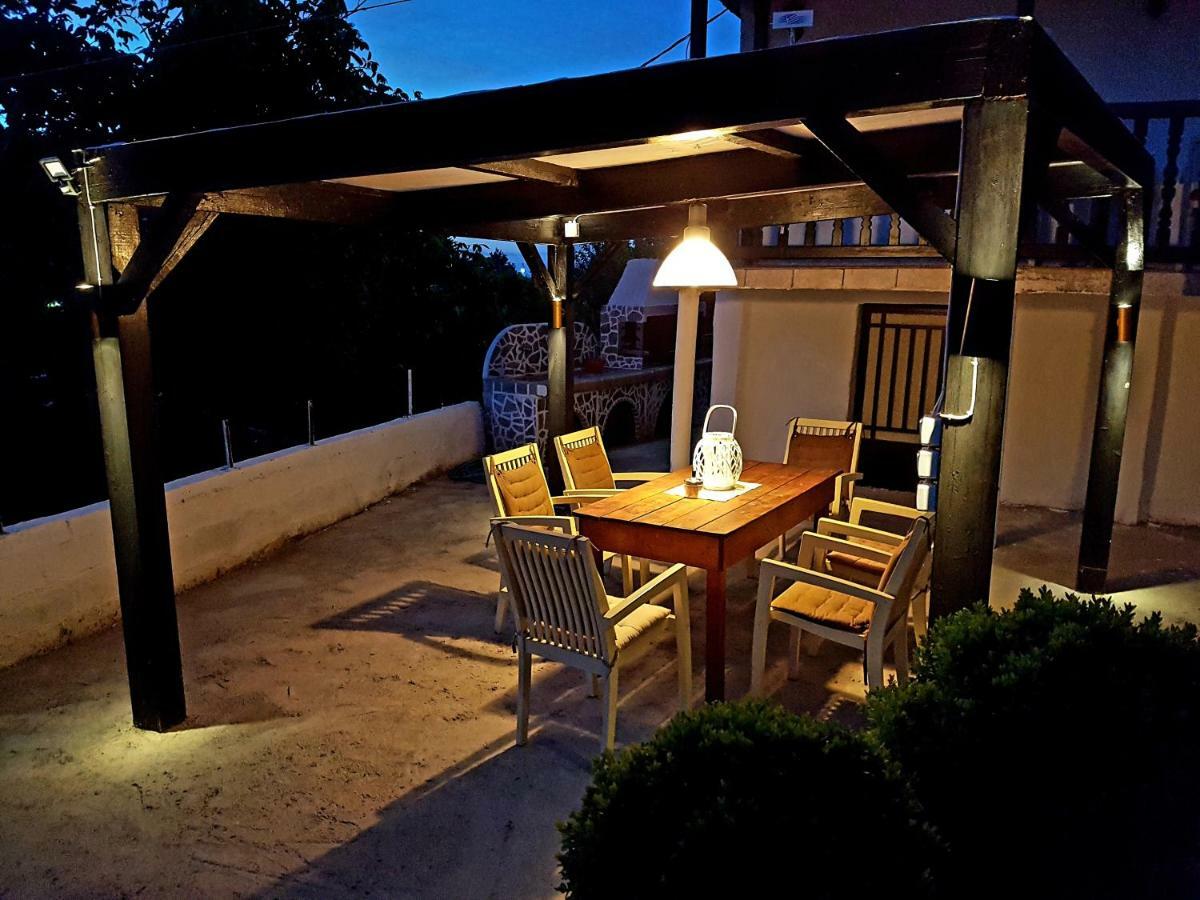Proias Guesthouse 7Km From Meteora!At Village Vlachava Калампака Экстерьер фото