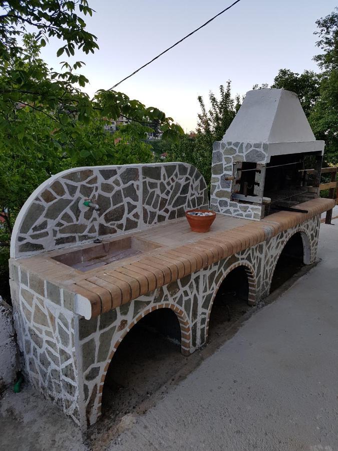Proias Guesthouse 7Km From Meteora!At Village Vlachava Калампака Экстерьер фото